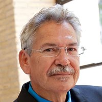 Benjamin Alire Sáenz